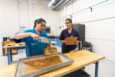 Firjan Senai oferece cursos gratuitos para a inserção de mulheres na Construção Civil