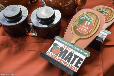 Prefeitura de Paty abre inscrições para concursos da Festa do Tomate