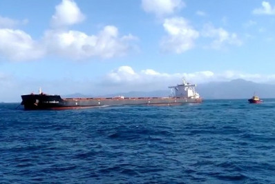 Vice-governador descarta vazamento em navio danificado na Baía de Sepetiba, mas diz que CSN pode ser multada