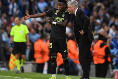 Vini lamenta eliminação na Liga dos Campeões e faz promessa: 'Voltaremos a dar alegria'