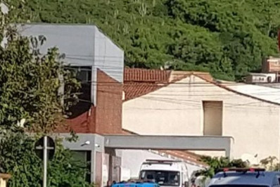 Operação policial no Morro da Coca-Cola, em Arraial, deixa um baleado