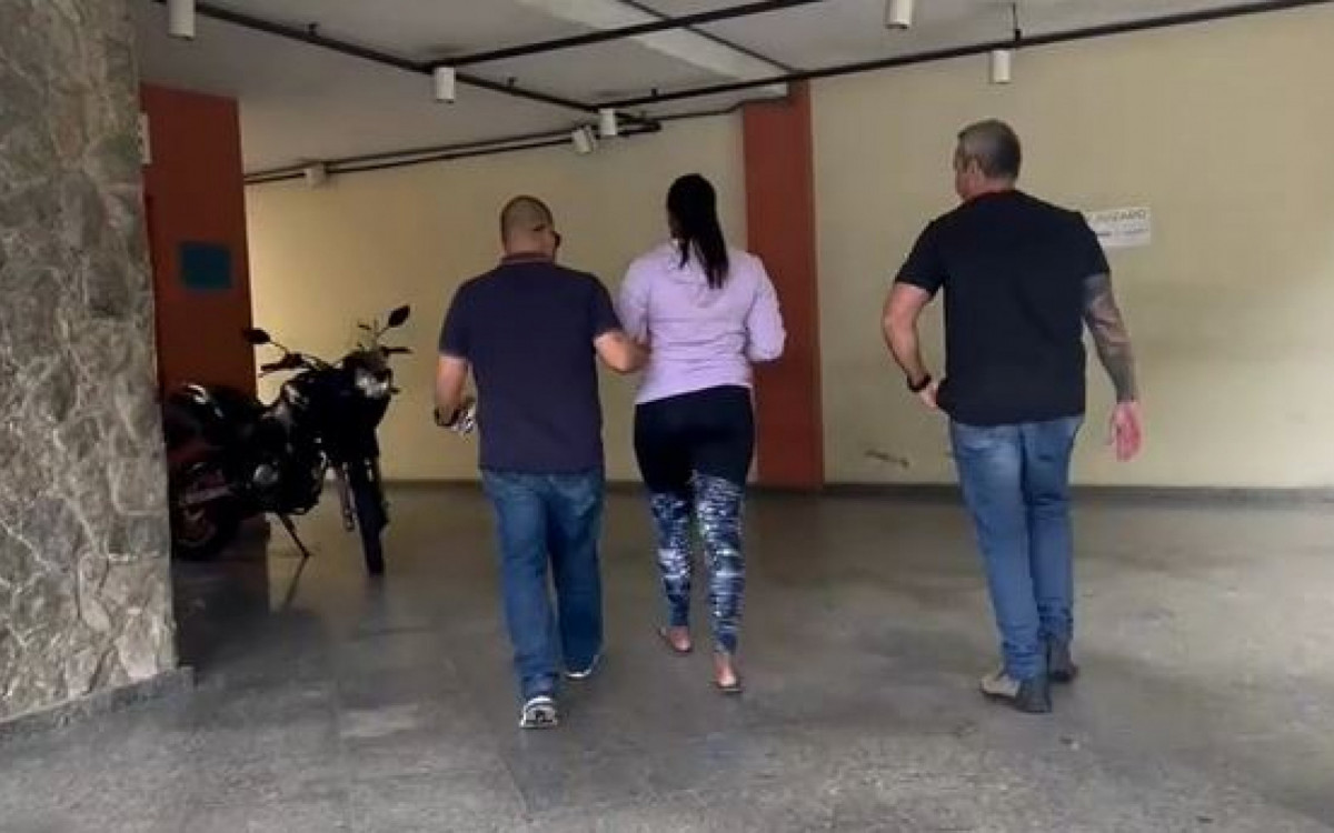 Larissa foi presa enquanto mantinha sua rotina de funcion&aacute;ria no escrit&oacute;rio