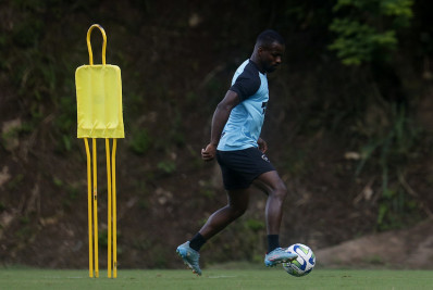 Botafogo prega cautela com Kayque, recuperado de lesão no joelho direito