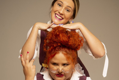 Luisa Périssé e Castorine celebram sucesso da comédia musical 'Camareiras'