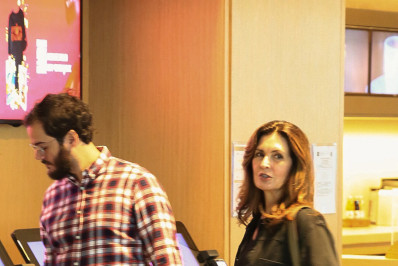 Fátima Bernardes aproveita cinema no Rio ao lado de Túlio Gadelha