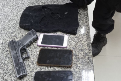 PM recupera carro e celulares roubados em Belford Roxo