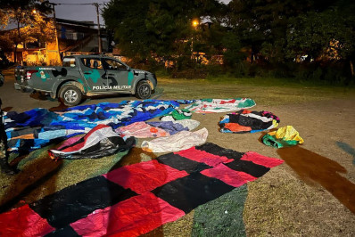 PM apreende oito balões prontos para soltura em São Gonçalo