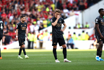 Arsenal perde, e Manchester City conquista o título da Premier League