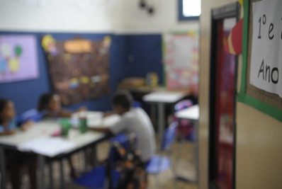 Lei que combate o racismo nas escolas é ignorada por sete em cada dez cidades