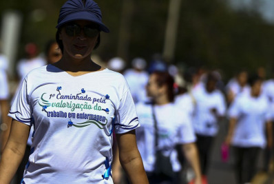 Profissionais da enfermagem fazem ato por valorização da categoria