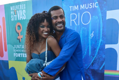 Show de Matuê atrai multidão de famosos para a Praia de Copacabana