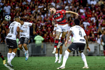 Flamengo revela problemas físicos de Erick Pulgar e Léo Pereira na vitória sobre o Corinthians 