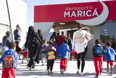 Aeroporto de Maricá recebe alunos de Escola Municipal de Inoã