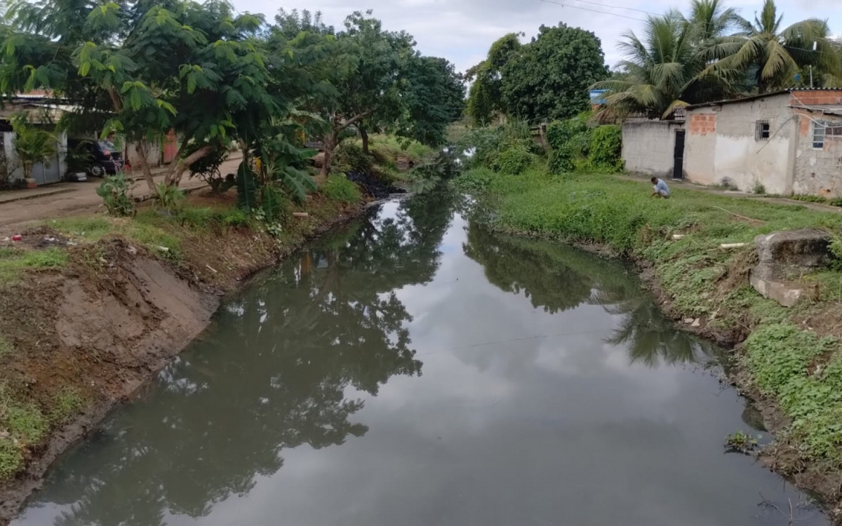 Caxias realiza limpeza e macrodrenagem de rios - Divulgação