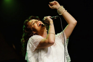 Theatro Municipal de Niterói recebe show em homenagem a Clara Nunes