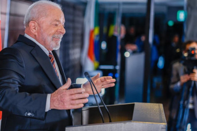 Lula diz querer política unificada dos países amazônicos para a região
