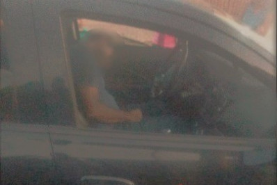 Homem é encontrado morto dentro de carro no Itaipu em Belford Roxo