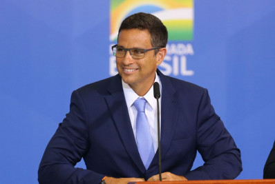 Haddad eliminou risco de dívida fora de controle no arcabouço, diz presidente do BC