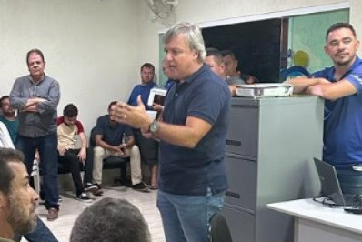 Prefeitura de Búzios cassa licenças de vans que não estavam circulando diariamente