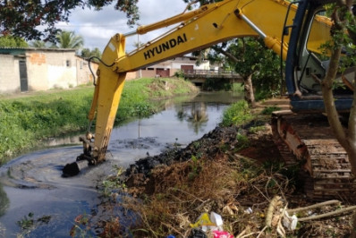 Caxias realiza limpeza e macrodrenagem de rios