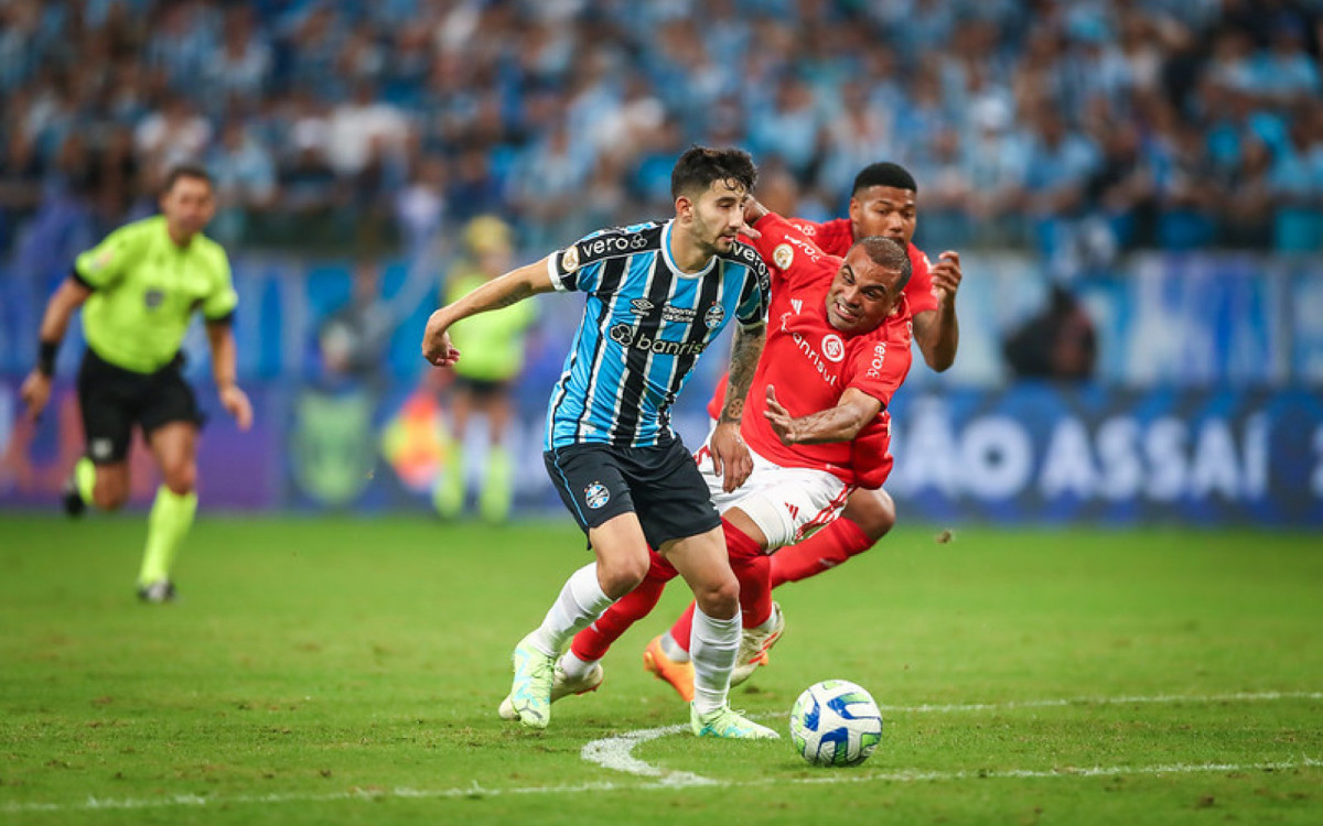 Grêmio venceu o Internacional e empurrou o rival para perto da zona de rebaixamento