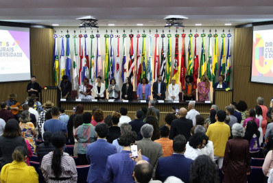 Evento marca 1º Dia da Diversidade Cultural após recriação do Ministério da Cultura