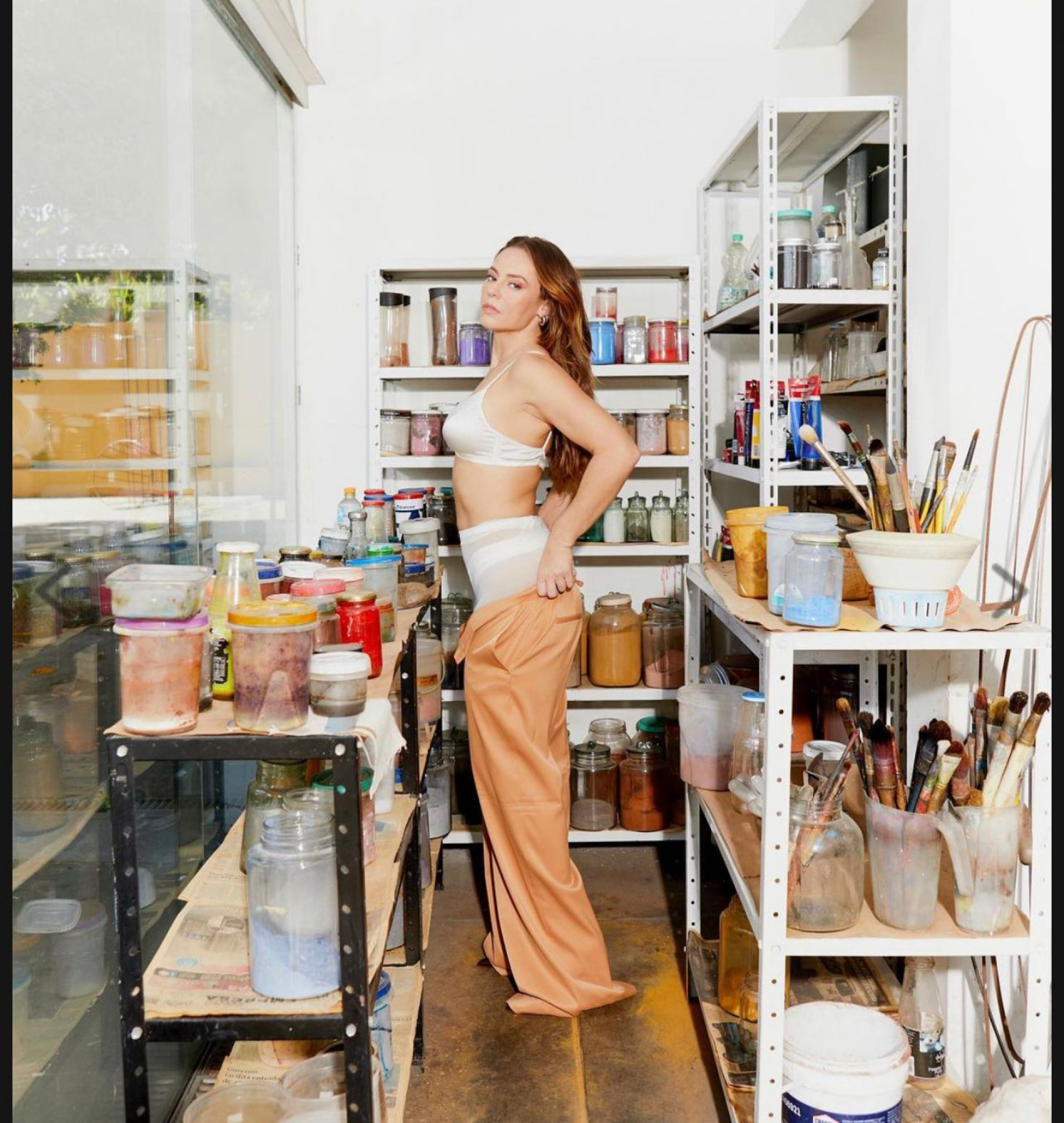 Paola Oliveira posa sexy e provocante - Foto reprodução internet: