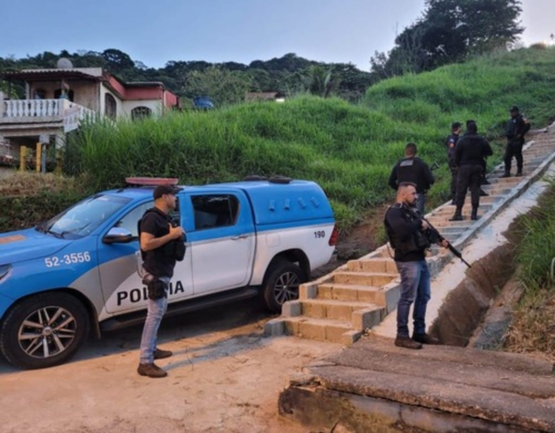 Operação da PM em comunidades de Mangaratiba - Divulgação/33º BPM