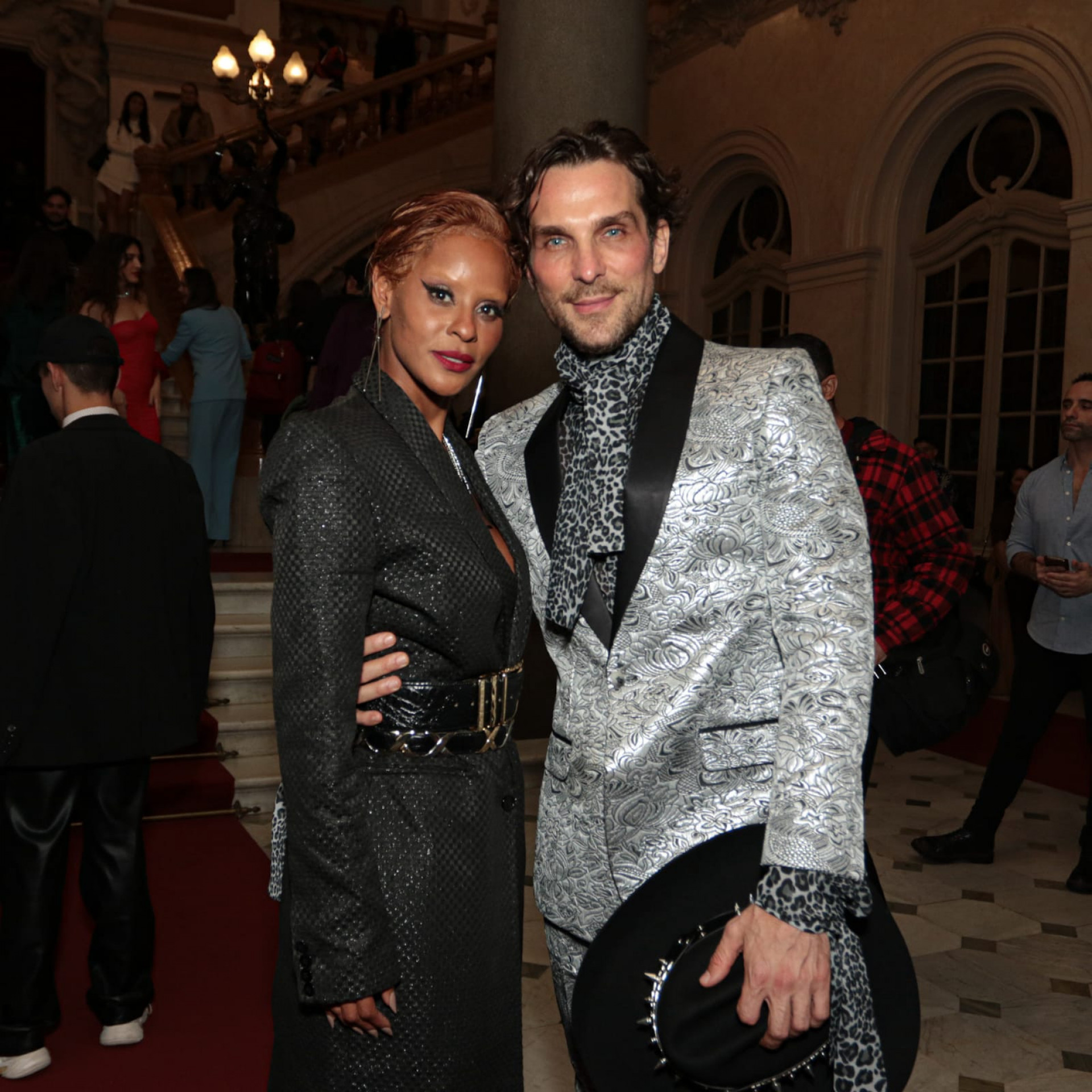 Aline Wirley e o marido, Igor Rickili, na abertura da São Paulo Fashion Week - Van Campos / AgNews