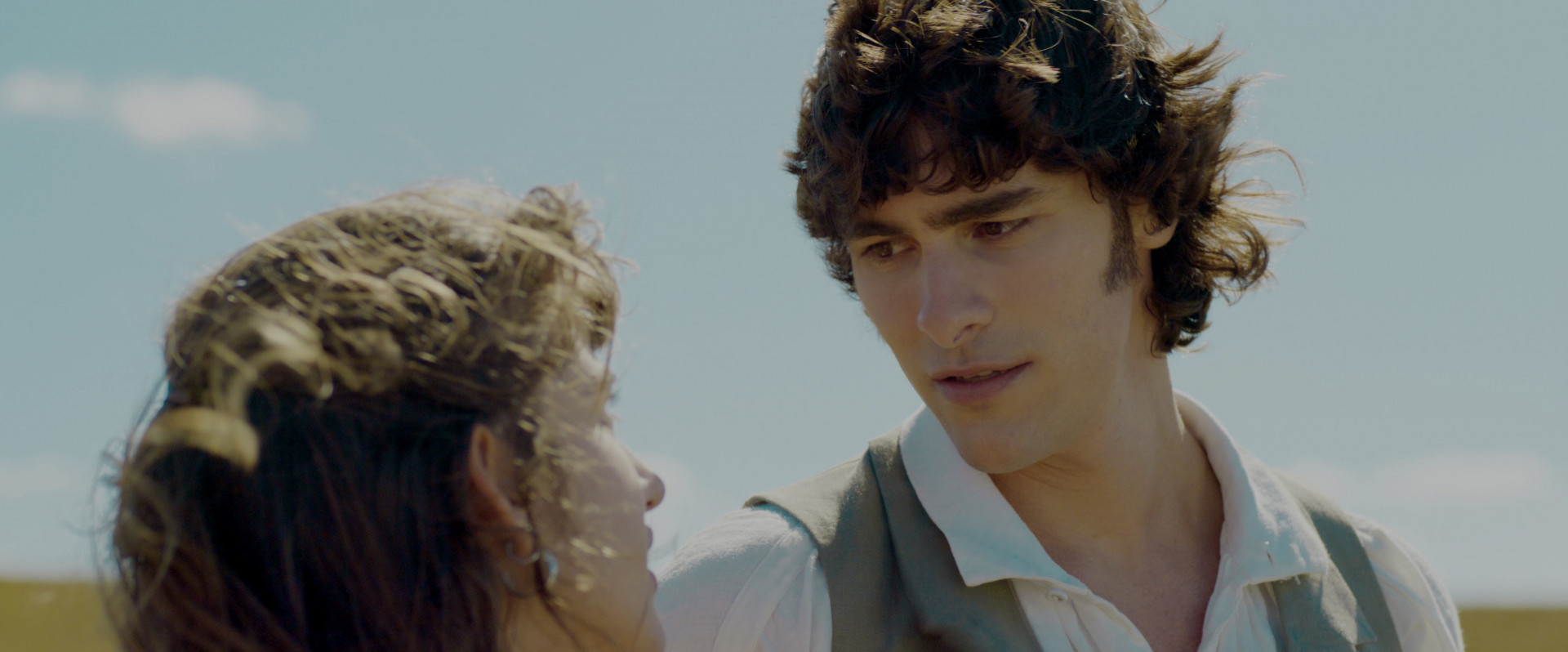 Bruno Montaleone dá vida a cavalheiro do século 19 na adaptação do livro 'Perdida' para os cinemas - Divulgação/Disney