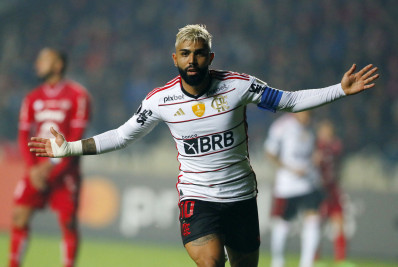 Flamengo articula planejamento para renovação de Gabigol