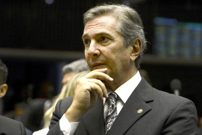 Moraes determina prisão do ex-presidente Fernando Collor