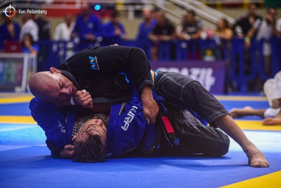 Faixa-preta Arthur Gogó brilha no master e projeta Mundial da classe