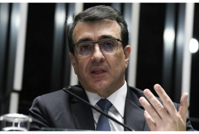 Canadá aprova ex-chanceler de Bolsonaro para embaixada após indicação de Lula