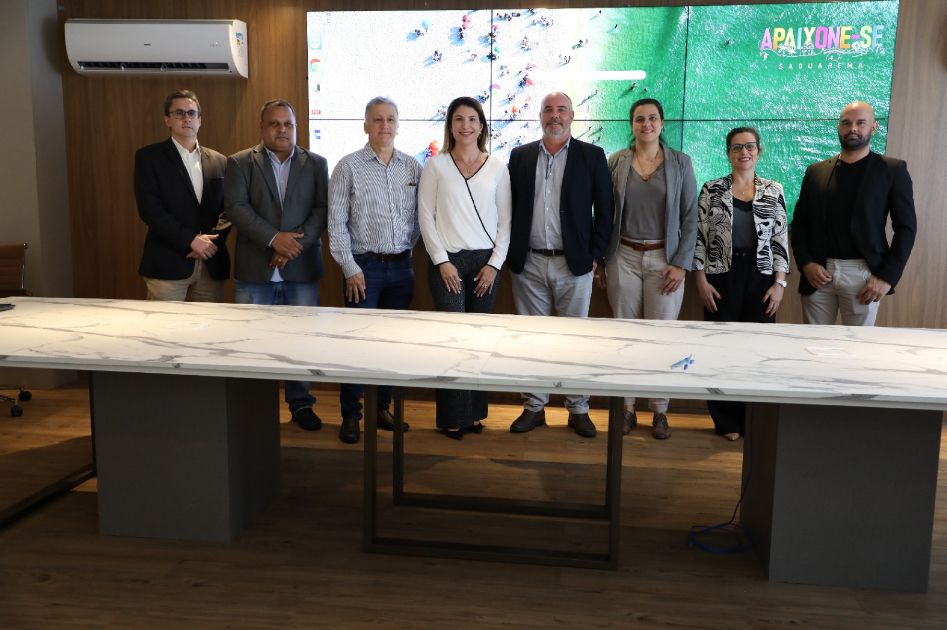 Prefeitura de Saquarema assina contrato com a Caixa Econômica Federal para adesão ao projeto no setor de iluminação pública do município - Divulgação/Prefeitura de Saquarema