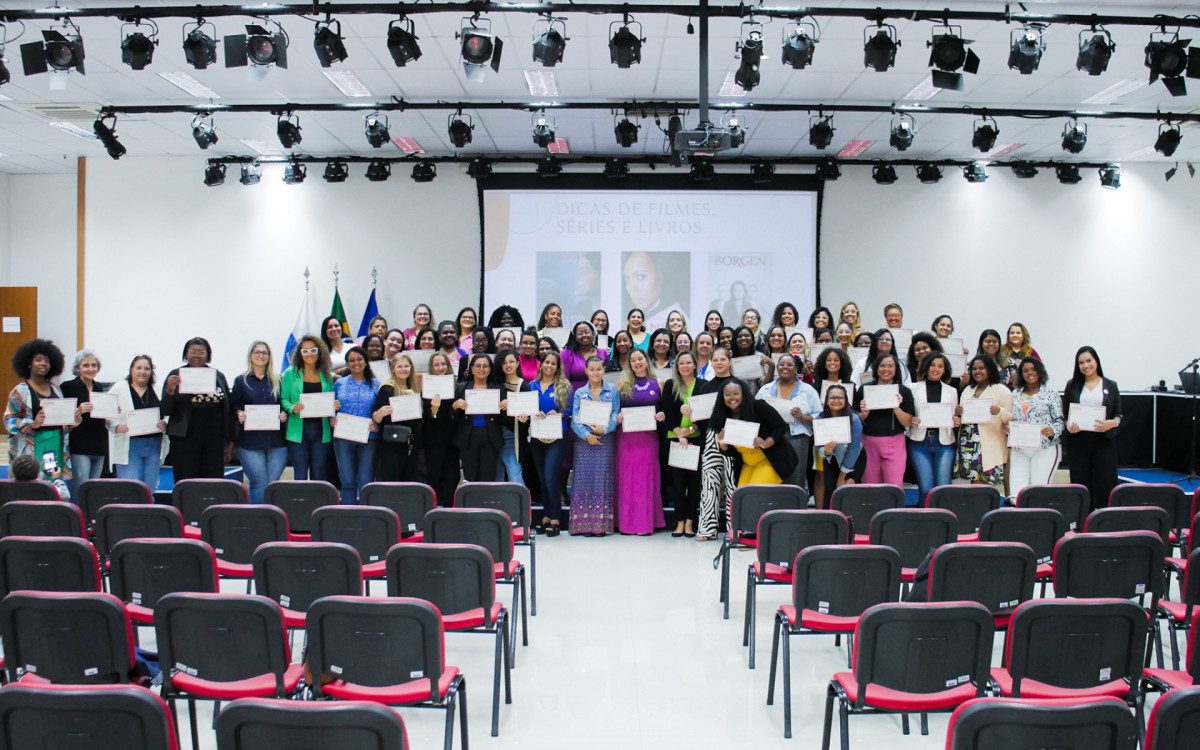 "A procura foi grande e tivemos uma troca de experi&ecirc;ncias muito enriquecedora. Para as pr&oacute;ximas edi&ccedil;&otilde;es pretendemos aprimorar e ampliar a forma&ccedil;&atilde;o", afirmou Iza Vicente (Rede)