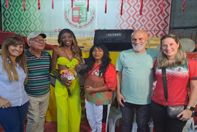 Grande Rio doará prótese para passista que teve braço amputado em internação para retirada de mioma