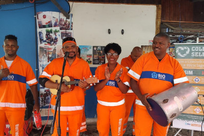 Comlurb realiza campanha de coleta seletiva em Deodoro, neste sábado