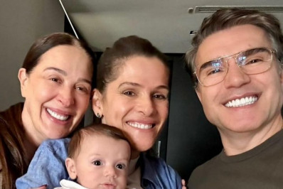 Ingrid Guimarães visita Claudia Raia e posa com Luca