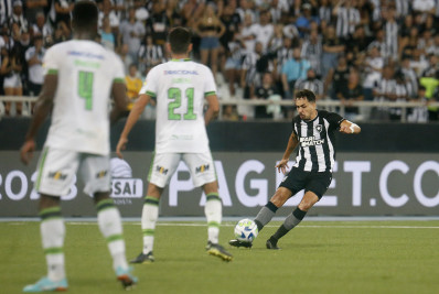 Eduardo comemora liderança e pede apoio da torcida na Copa do Brasil
