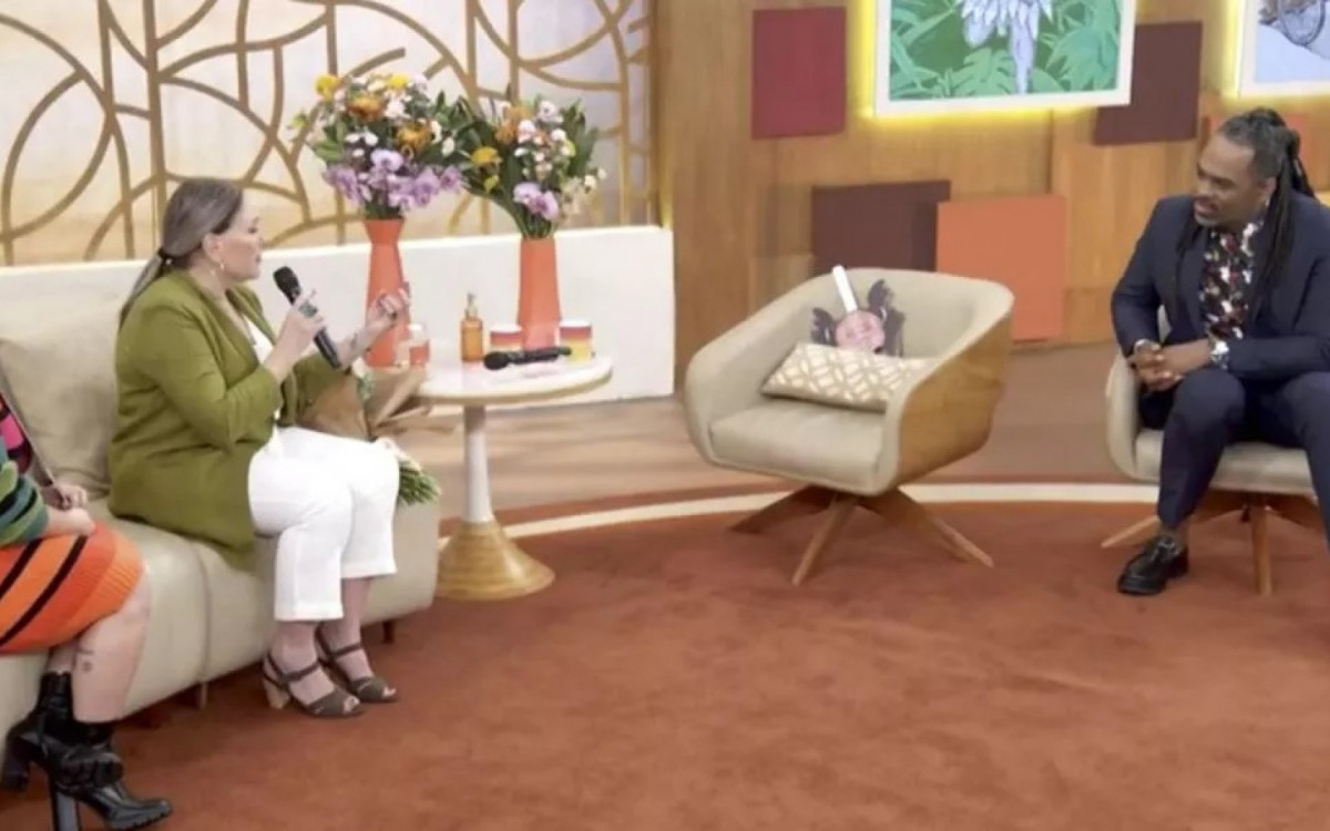 Susana Vieira d&aacute; espa&ccedil;o a Manoel Soares no 'Encontro': 'Tem alguma pergunta pra me fazer?'