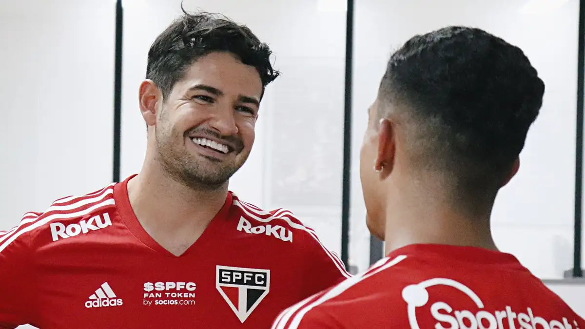Furto de cabeamento obriga São Paulo a adiar apresentação de Pato