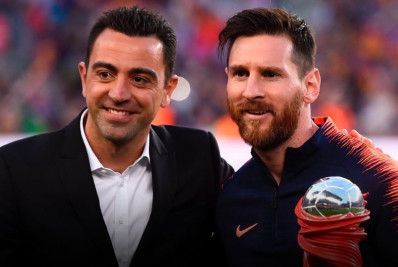 'Depende dele', diz Xavi sobre possível retorno de Messi ao Barcelona