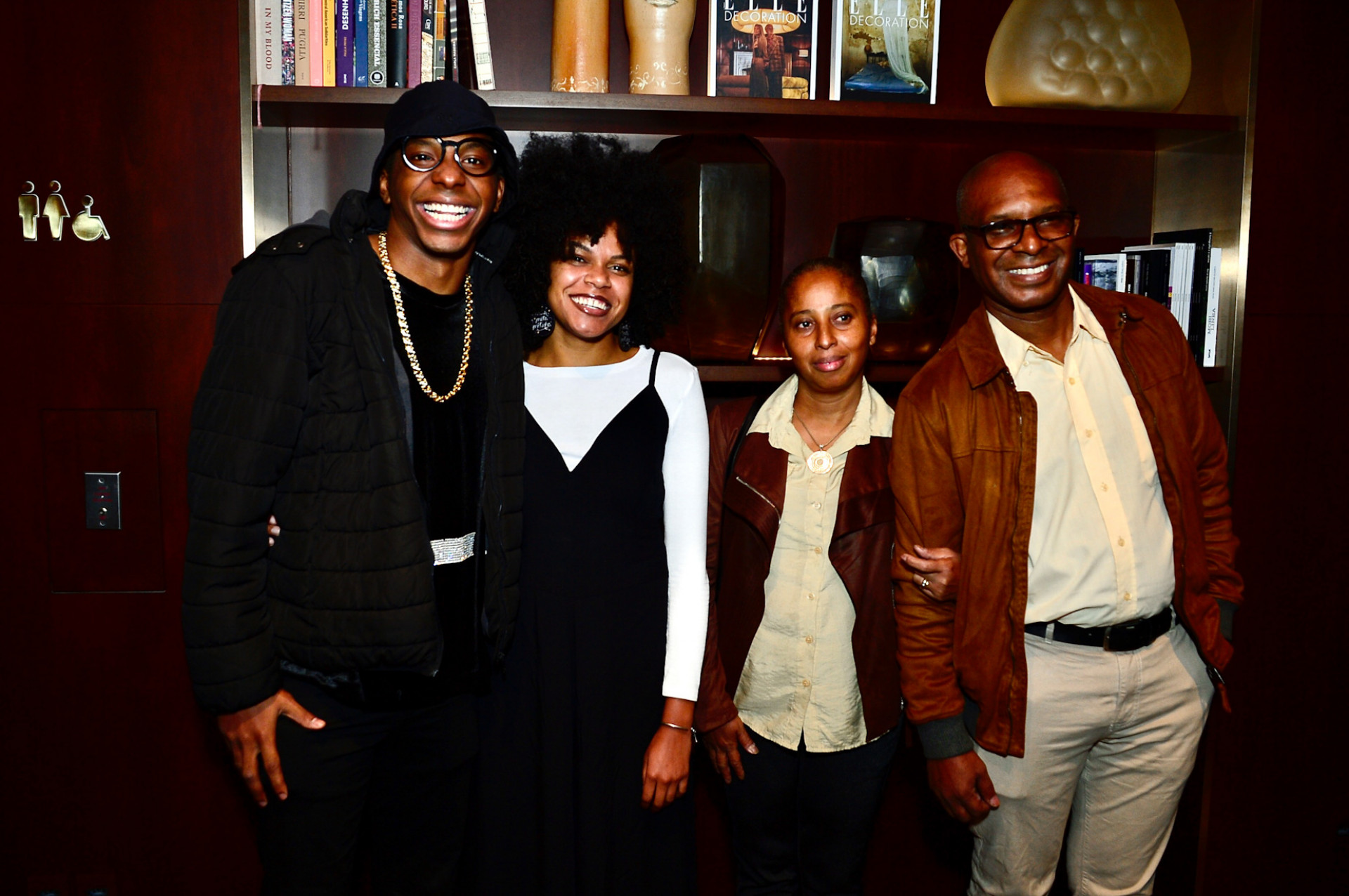 Lucas Penteado acompanhado de amigos - Eduardo Martins/Ag.News