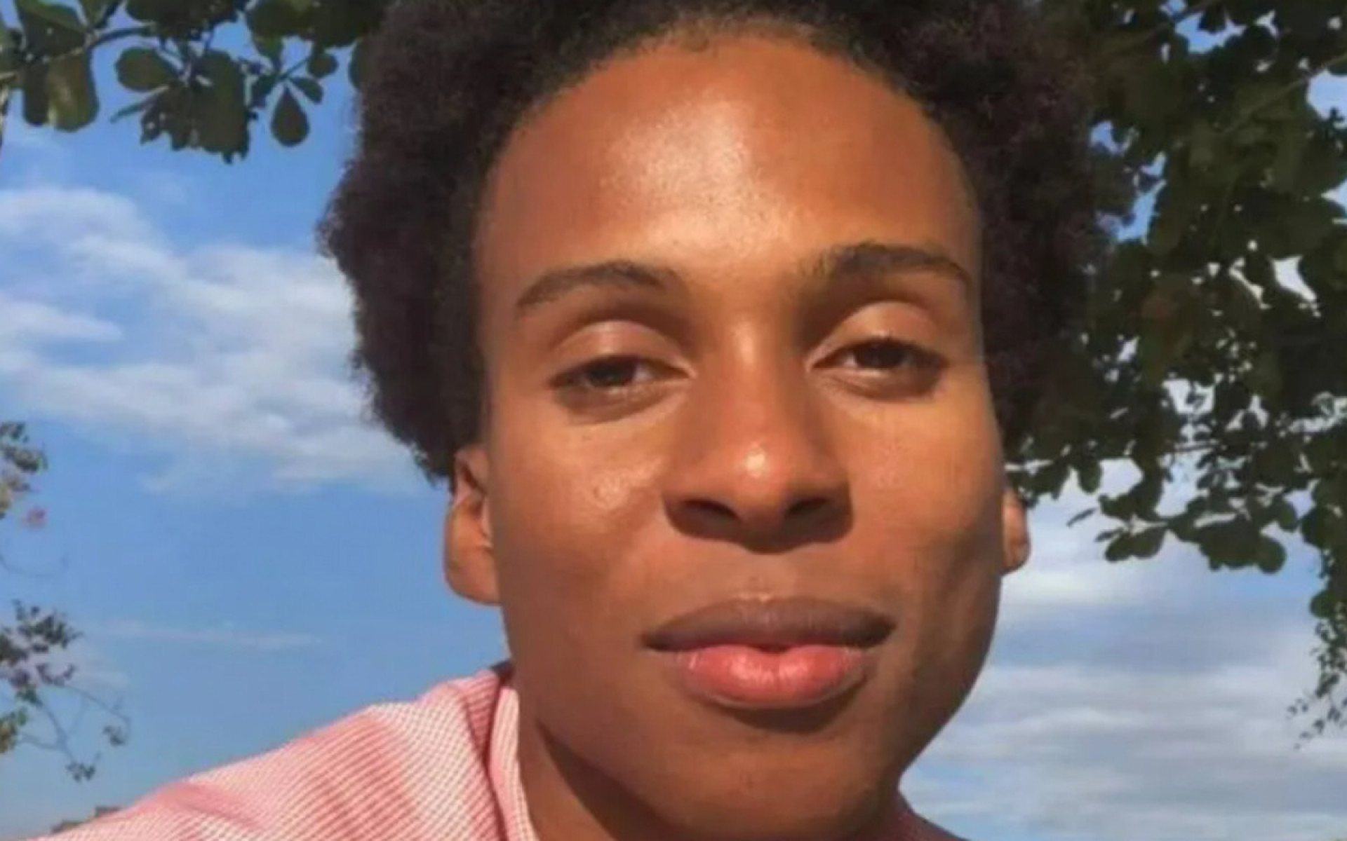 Algrin David era universit&aacute;rio e produtor audiovisual - Reprodu&ccedil;&atilde;o / Redes Sociais 