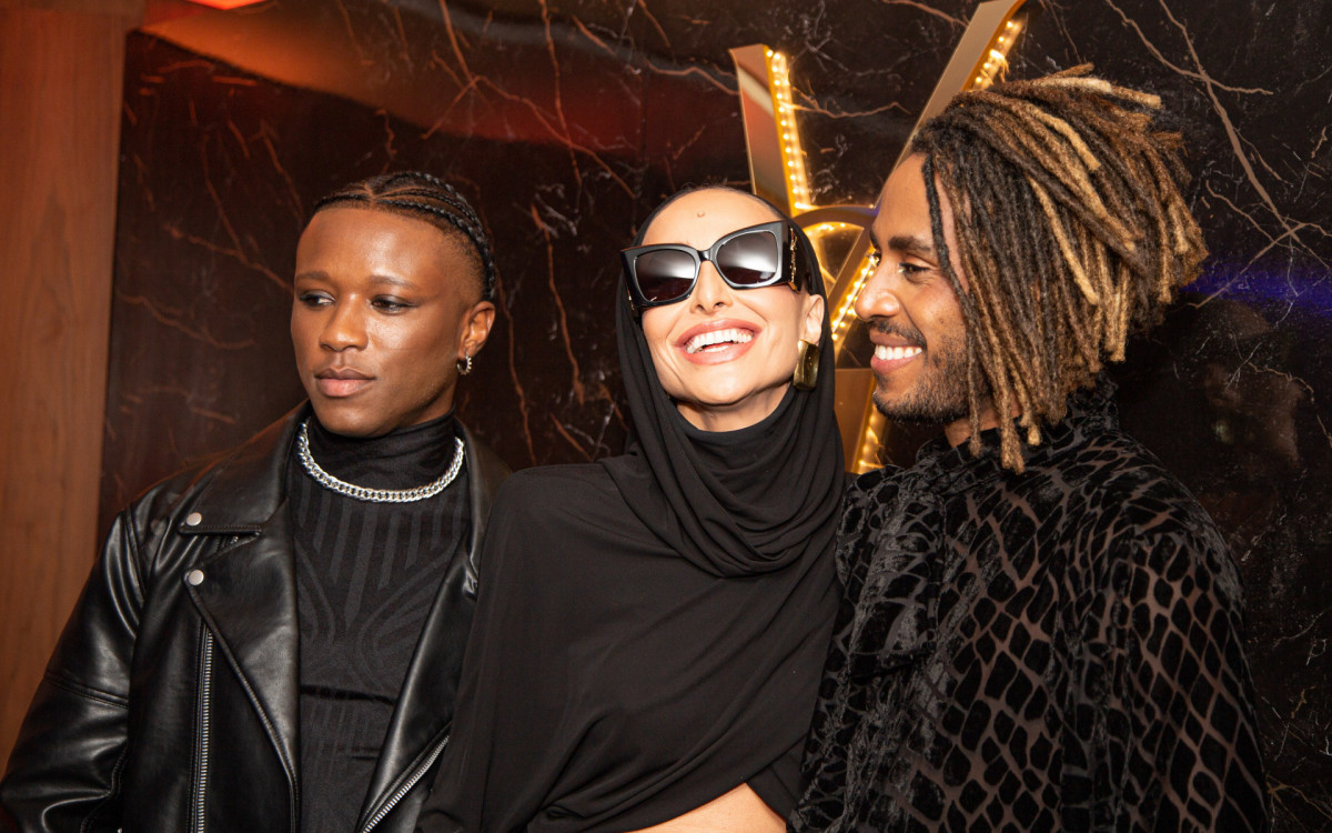 Izrra, Sabrina Sato e Ícaro Silva