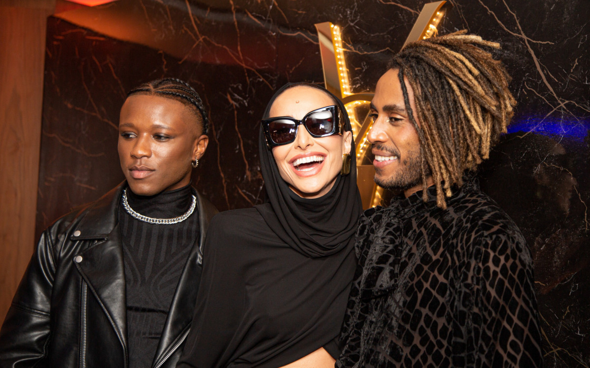 Izrra, Sabrina Sato e Ícaro Silva