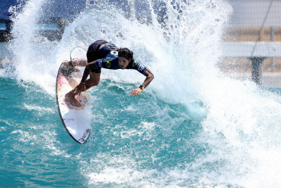 WSL: Brasil tem alto aproveitamento em etapas com ondas artificiais