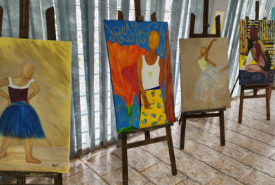 Biblioteca Municipal Professora Íris Galvão apresenta exposição 