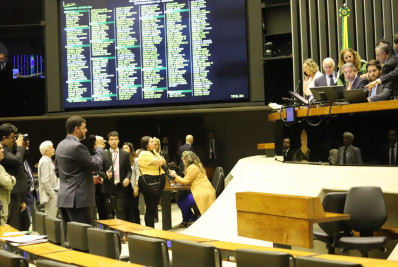 Oposição e ruralistas comemoram Marco Temporal, e governistas apostam no Senado e STF